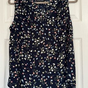 41 Hawthorn Floral Sleeveless Blouse - Blue Multi Floral Design NWOT